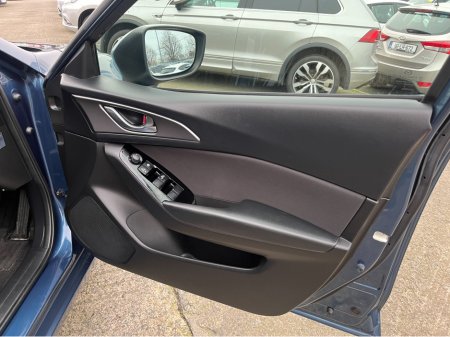 2019 Mazda Mazda3 AXELA AUTOMATIC 1.5 PETROL //HEAD UP DISPLAY//KEYLESS ENTRY//ADAPTIVE CRUISE CONTROL//REVERSE CAMERA// €16,950 thumbnail