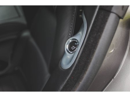 2010 Aston Martin Rapide V12 AUTO €69,995 thumbnail