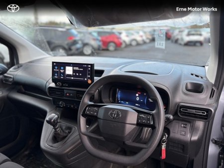 2025 Toyota Proace CITY 1.5 GX SWB 650KG €24,995 thumbnail