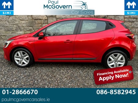 2022 Renault Clio DYNAMIQUE EDITION NAEB TC TCE 90**//**AIR CON**//**CRUISE CONTROL**//**LANE DEPARTURE WARNING**//**COLLISION ALERT**//**RENAULT WARRANTY TILL AUGUST 2027**//**FINANCE AVAILABLE**//**TRADE IN WELCOME!! €13,995 thumbnail