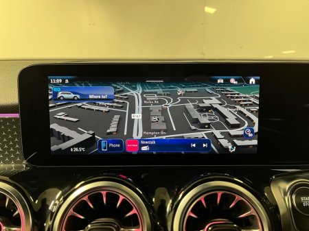 2025 Mercedes-Benz EQB 250+ Sport Executive - Reversing Camera - Ambient Lighting - Sat Nav - Climate Control - Heated Seats - Apple CarPlay/Android Auto thumbnail