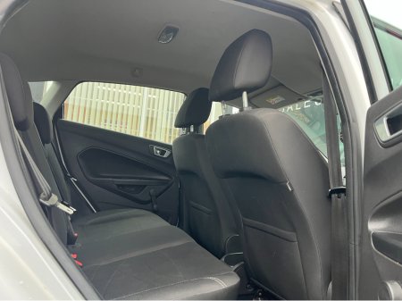 2016 Ford Fiesta ZETEC 1.25, NCT 09/2026, TAX 01/2026, LOW TAX, LOW INSURANCE €8,995 thumbnail