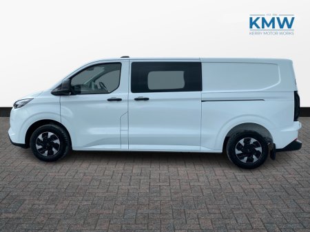 2026 Ford Transit Custom 2.5 LWB Crew Cab Trend 232 BHP PHEV Automatic €47,500