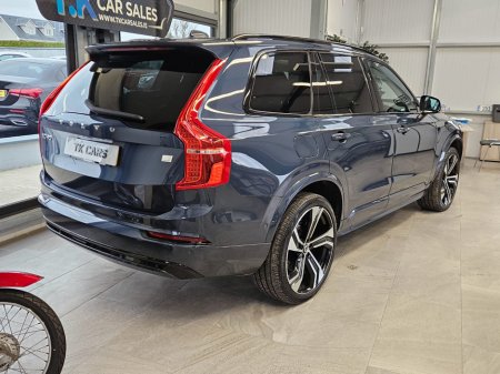2022 Volvo XC90 