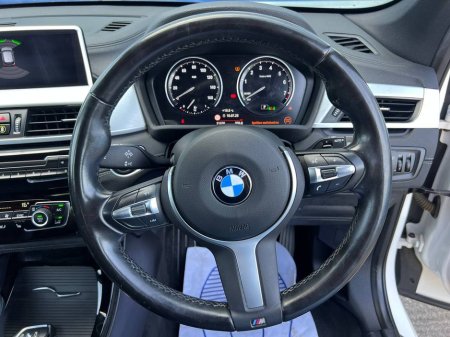 2021 BMW X1 XDRIVE25e M-SPORT 1.5 HYBRID // LEATHER M-SPORT HEATED SEATS // APPLE CARPLAY/ANDROID AUTO // 18