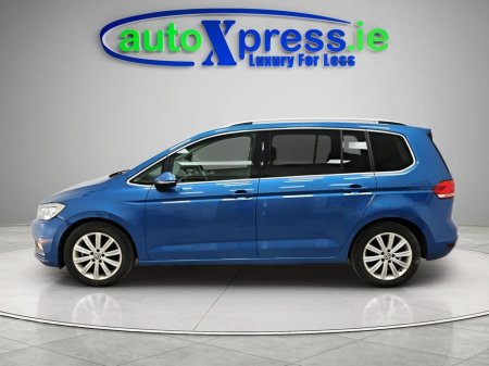2019 Volkswagen Touran 2.0 TDI HIGH LINE 7 Seater, Automatic, Reversing camera €23,995 thumbnail