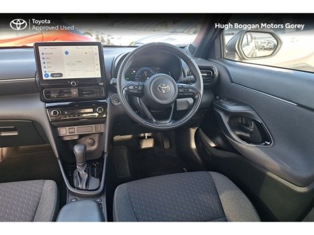 2025 Toyota Yaris Cross YARIS CROSS LUNA SPORT BI €33,950 thumbnail