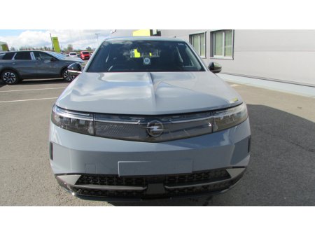 2026 Opel Grandland ELEGANCE ELECTRIC 73KW BATTERY 520KMS €39,900