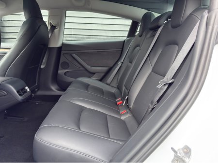 2021 Tesla Model 3 3 STANDARD RANGE PLUS €24,250 thumbnail