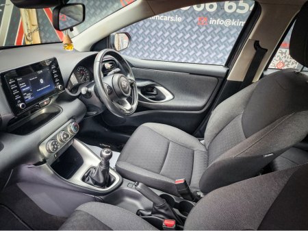 2022 Toyota Yaris 1.0 LUNA 4DR 1 Year Warranty €14,250 thumbnail