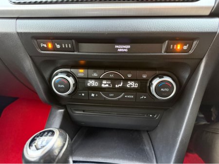 2016 Mazda Mazda3 2.2 D 150PS PLATINUM BL I 4 4DR €8,999 thumbnail