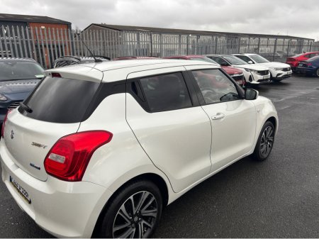 2022 Suzuki Swift 1.2 DUALJET HYBRID SZ-L 5DR Finance Available own this car from €64 per week €14,999