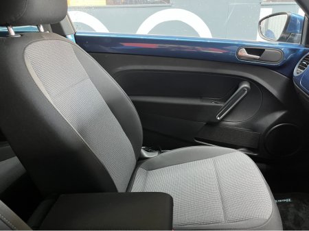 2016 Volkswagen Beetle €13950! 2016 VW BEETLE 1.2 AUTOMATIC DESIGN EDITION / APPLE CARPLAY / REVERSE CAMERA €13,950