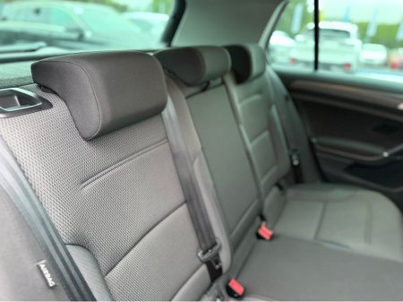 2018 Volkswagen Golf HIGHLINE - 1.2 PETROL - AUTO - 12M WARRANTY - CAR: 1624 €14,950 thumbnail