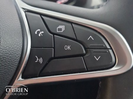 2023 Renault Captur TCe 90 Techno €23,900 thumbnail