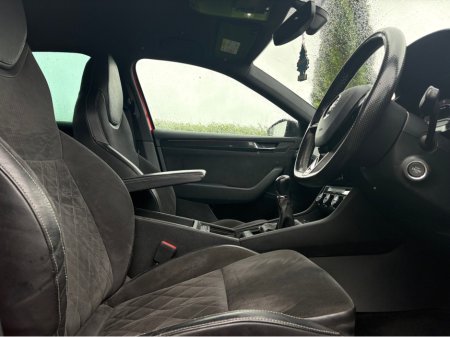 2017 Skoda Superb SPORTLINE  2.0 TDI 150BHP 4DR €14,950 thumbnail