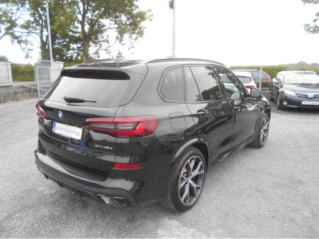 2022 BMW X5 XDRIVE45E M SPORT AUTO (PRO PACK) (LOW KLMS) €60,950