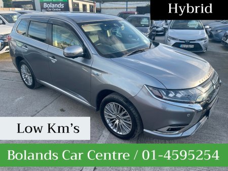 2020 Mitsubishi Outlander HYBRID 2.4 PHEV AUTOMATIC 5DR MODEL  www.bolandscarcentre.ie €22,900