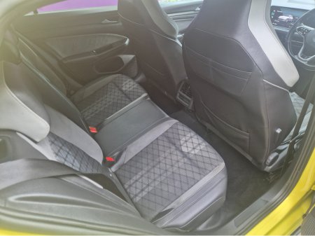 2021 Volkswagen Golf R-LINE TDI S-A DSG €31,750 thumbnail