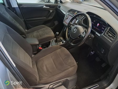 2019 Volkswagen Tiguan 150HP R-Line*CALL John 0861913954 €25,900 thumbnail