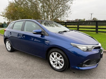 2017 Toyota Auris 1.8 AUTO HYBRID 31K MILES HIGH SPEC MODEL