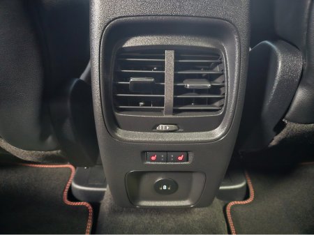 2025 Ford Kuga ST-LINE PHEV PAN ROOF €39,800 thumbnail