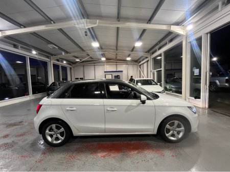 2015 Audi A1 DBA-8XCHZ 3DR €12,950 thumbnail