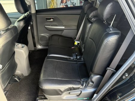 2013 Toyota Prius  €11,990 thumbnail