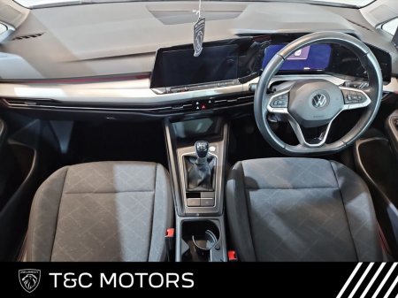 2023 Volkswagen Golf Life 2.0TDI - Rear Parking Sensors, A/C, Apple Carplay & Android Auto, Adaptive Cruise Control €23,995