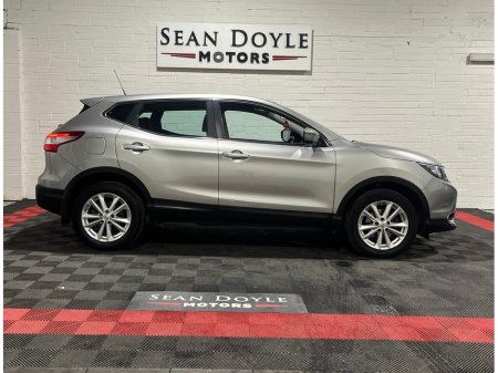 2015 Nissan Qashqai 2015 1.2 Petrol Manual LOW KM €10,750