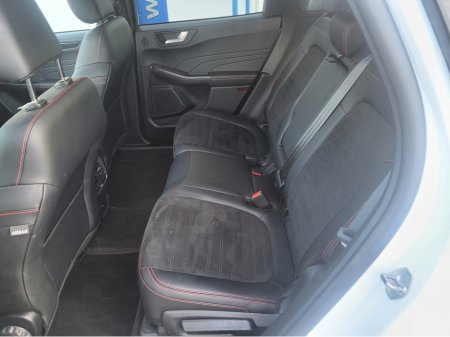 2024 Ford Kuga ST-LINE X 5DR 2.5 PHEV 225 S €37,000 thumbnail