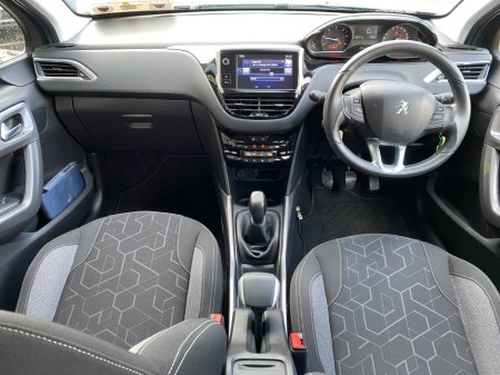 2017 Peugeot 2008 1.6 Blue Hdi 75bhp Active €13,900 thumbnail