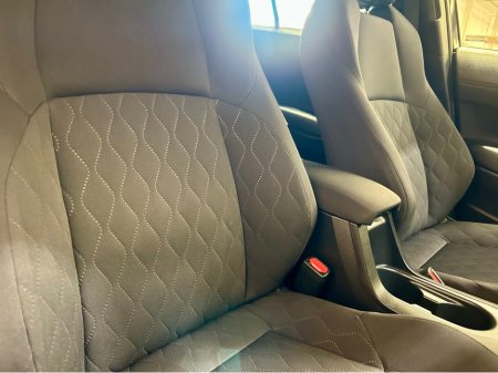 2023 Toyota Corolla Cross CROSS LUNA 1.8 4DR AUTO €33,400