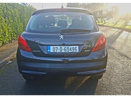 2007 Peugeot 207 SE 1.4 8V 5DR €1,999 thumbnail
