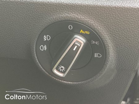 2019 Volkswagen T-Roc Design 1.6 TDi 115bhp €19,450 thumbnail