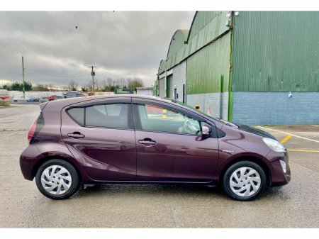 2015 Toyota Aqua Hybrid €8,999