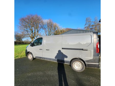 2019 Nissan NV300  €9,000