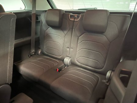 2023 Skoda Kodiaq Ambition 7 Seat DSG 2.0TDI 150BHP - Reversing Camera - Climate Control - Cruise Control - Heated Seats - Keyless Start - Apple CarPlay/Android Auto €40,950 thumbnail