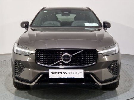 2021 Volvo XC60 B4 Diesel R-Design Auto €45,950