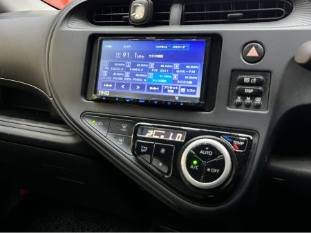 2020 Toyota Aqua €13950! 2020 TOYOTA AQUA 1.5 HYBRID €13,950 thumbnail