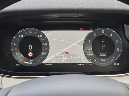 2025 Land Rover Range Rover Evoque SE Dynamics P270e 4WD €59,895 thumbnail