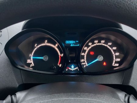 2022 Ford Transit Courier Base 1.5TD 75PS M6 2DR €11,000 thumbnail