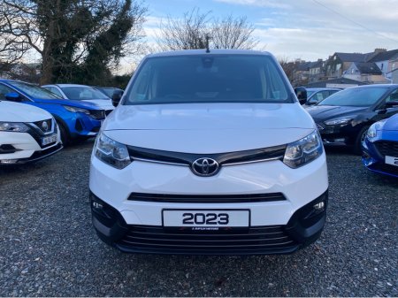 2023 Toyota Proace City City Icon L1 HDi 100 €15,995 thumbnail