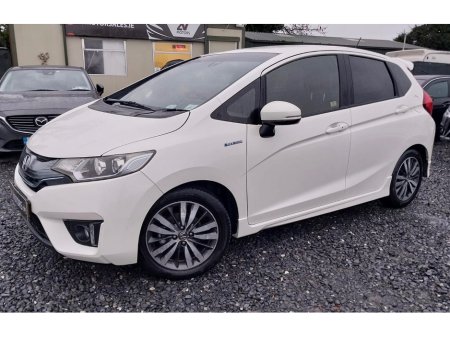 2014 Honda Fit DAA-GP5 HYBRID 5DR AUTO €8,450