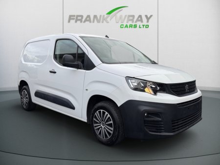 2020 Peugeot Partner PEUGEOT PARTNER PROFESSIONAL L1 BLUE HDI**NO VAT**FSH**3 SEATER**FRONT FOG LIGHTS**MINT** €10,650
