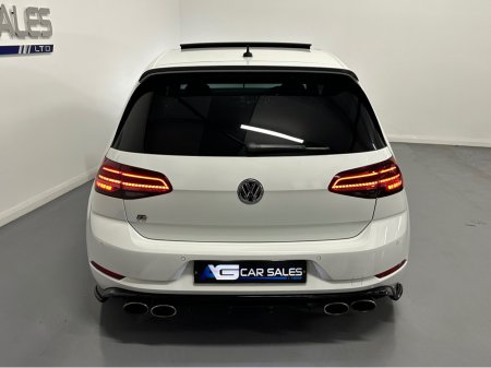 2018 Volkswagen Golf R TSI S-A DSG €34,750 thumbnail