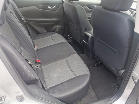 2016 Nissan Qashqai 1.5 SV MY16 NC E6 4DR €9,195 thumbnail