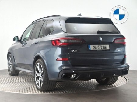 2021 BMW X5 xDrive45e M Sport €64,900
