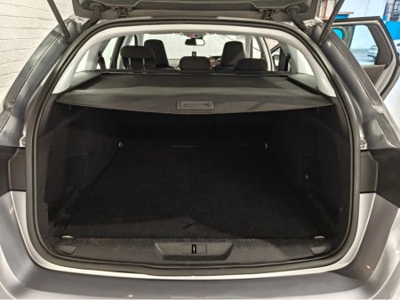 2016 Peugeot 308 1.6 HDI BLUE 120 ALLURE E EAT6 5DR AUTO €9,750 thumbnail