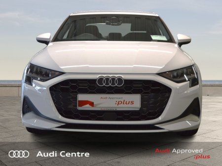 2025 Audi A3 SAL 30 TDI 115HP SE €38,999